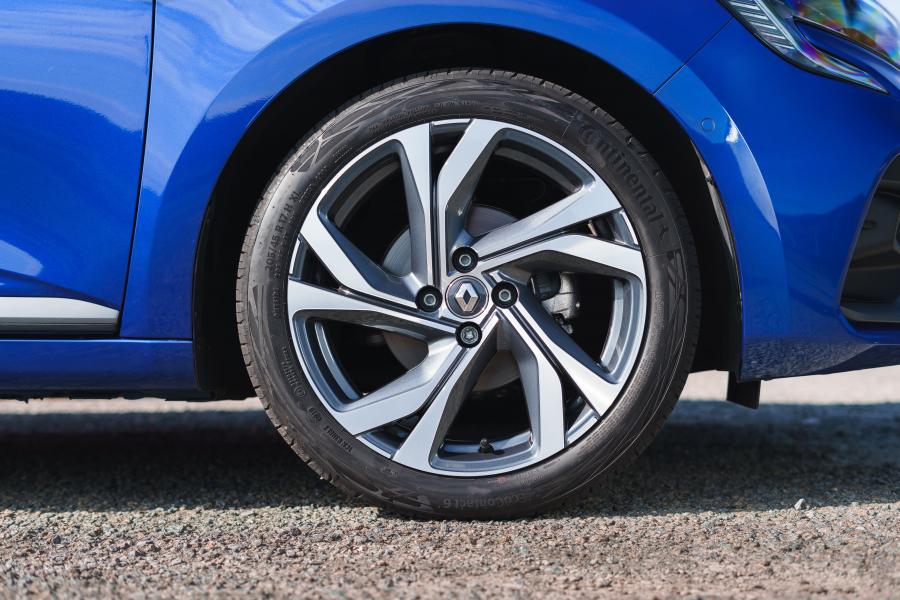 Колеса Renault Clio R.S. Line 2019 года  (UK) (фото 30 из 40)